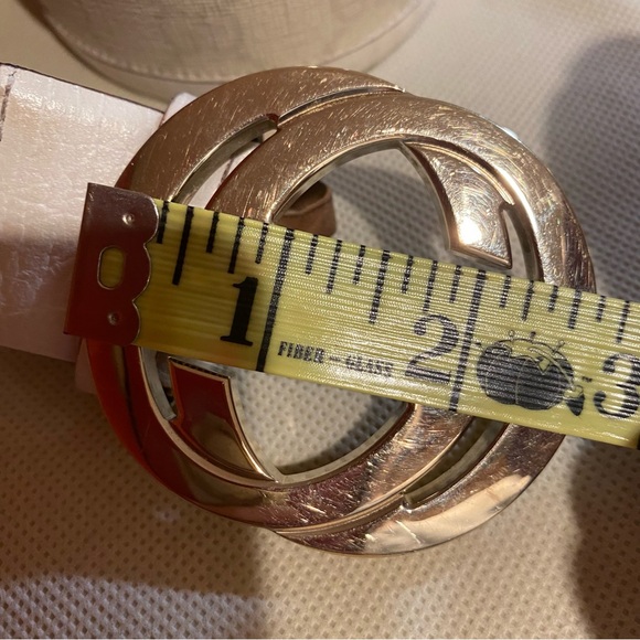 Gucci gold tone belt buckle. As Is - Picture 11 of 11